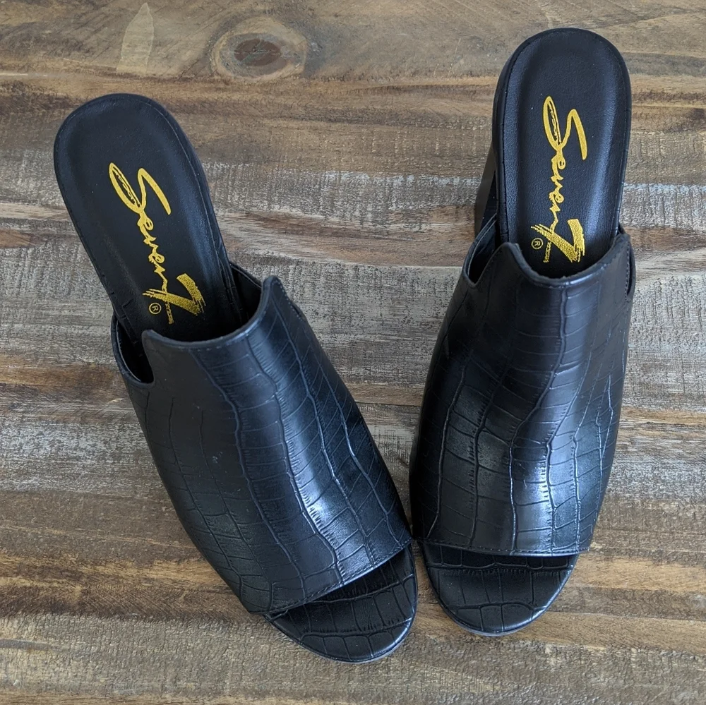 🆕🌿BLACK HEEL MULE SANDALS🌿